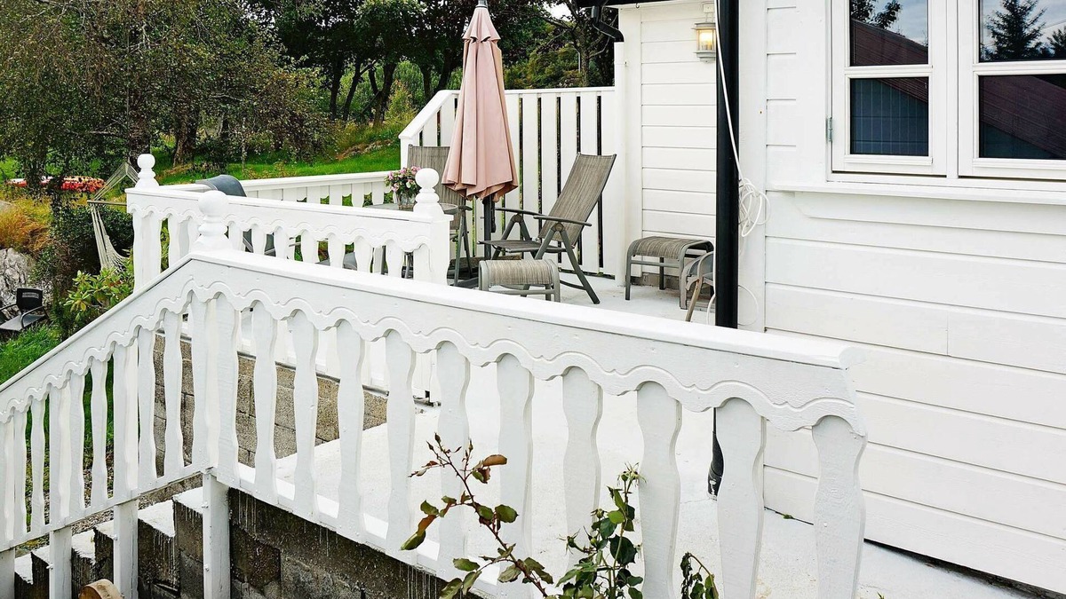 Austrheim House | 4 person holiday home in Austrheim