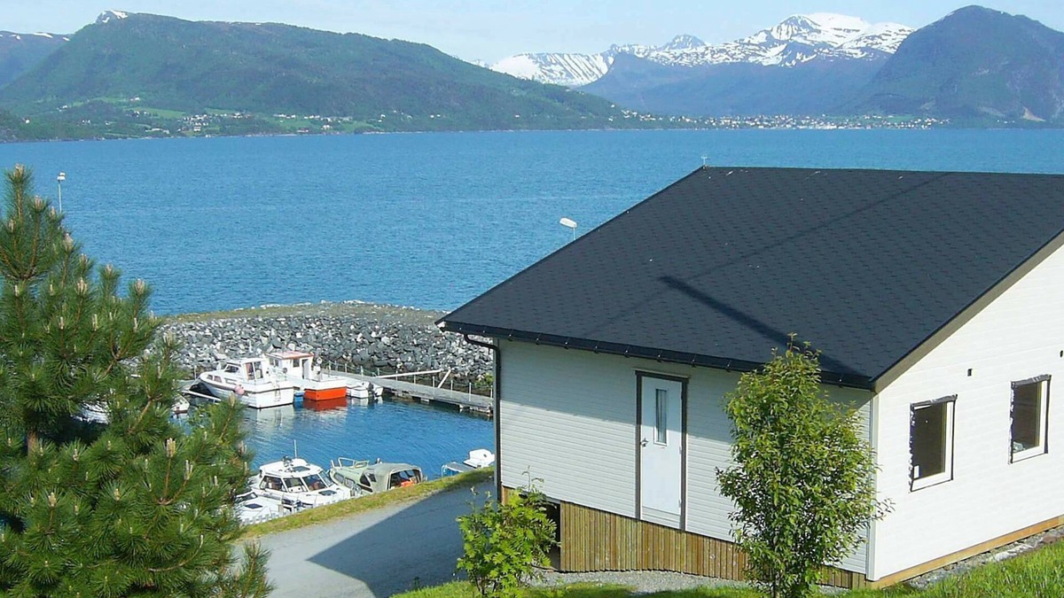 Lauvstad House | 4 person holiday home in Lauvstad-By Traum