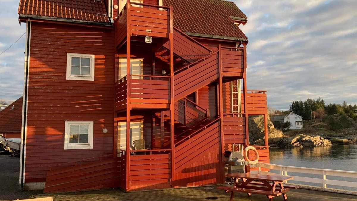 Nautnes Apartment | 4 person holiday home in Tjeldstø