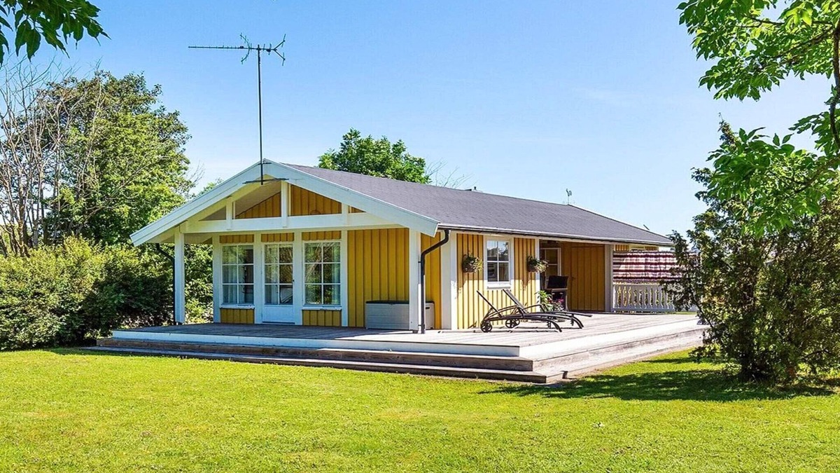 Hagaby House | 4 person holiday home in LÖTTORP