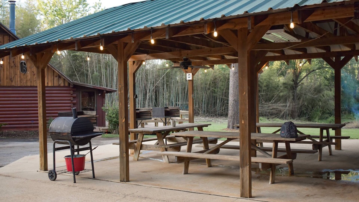 Uncertain House | #4 River Retreat
