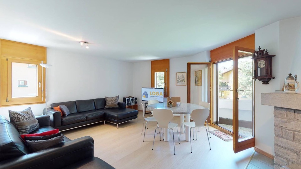 Sils-Maria Apartment | 4-room apartement on the 1st floor in the Segliasquartier district, approx.