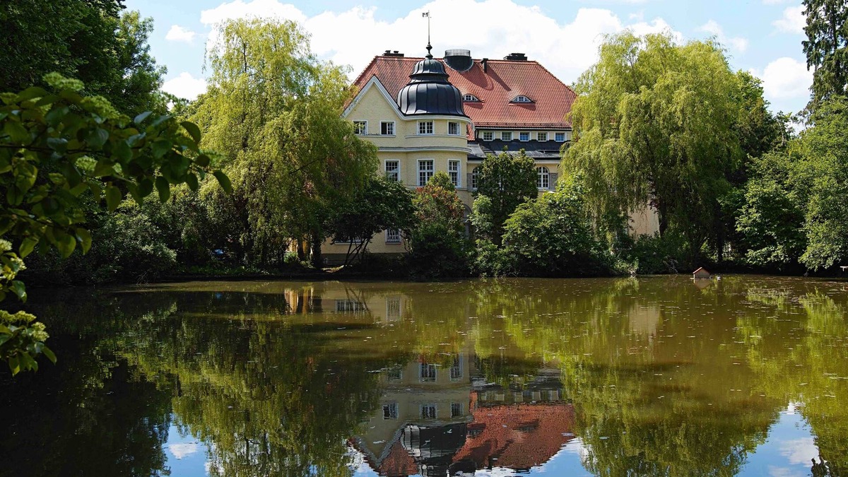 Morlbach Apartment | 4-room flat with large kitchen in Mörlbach Castle