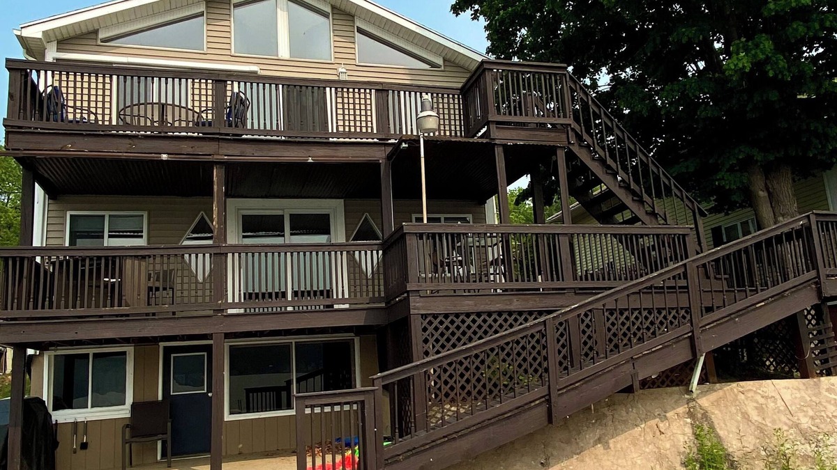 Conesus House | 4 season escape boasts 5 beds and now a HOT TUB to enjoy any time of year!