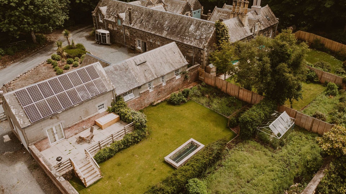Portpatrick Cottage | 4 Season's Splendour : Artist Nest in Walled Garden on 2000 acre Seaside Estate