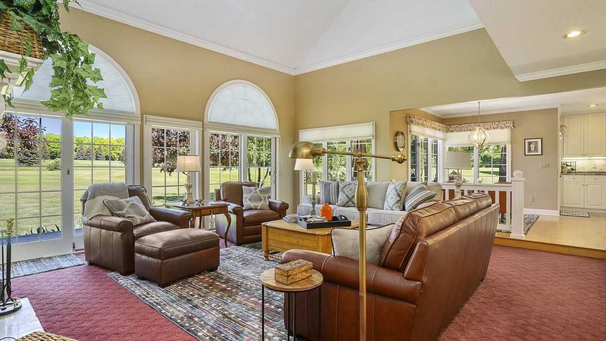Birchwood Farms House | 4 Seasons Golf Course View ~ Birchwood Farms Golf and Country Club Home