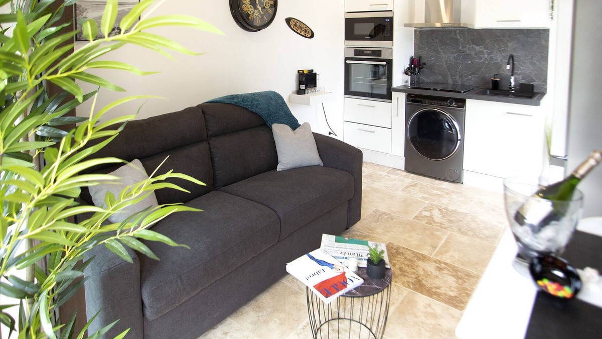 La Franqui Apartment | 4-star apartment with terrace 200m from the beach - La Franqui