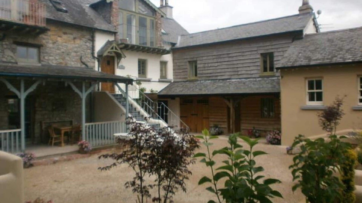 Silvermines Cottage | 4 Star Exceptional Cosy Cottage
