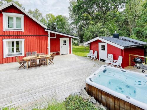 Bro House | 4 star holiday home in BRO