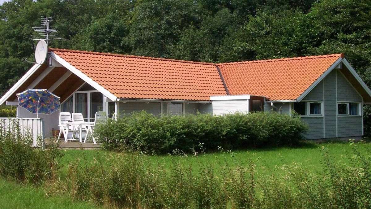 Mommark Strand House | 4 star holiday home in Sydals