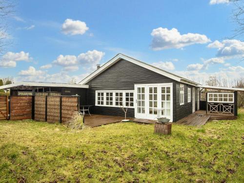 Grena Strand House | 4 star holiday home in Grenaa-By Traum