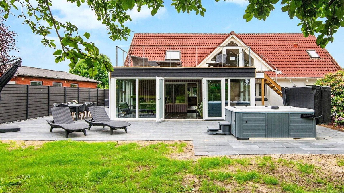 Henne House | 4 star holiday home in Henne