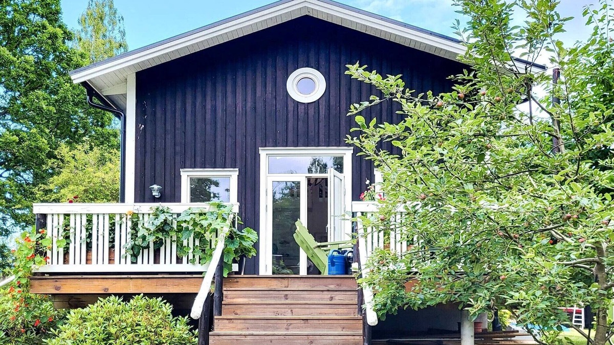 Vanersborg Municipality House | 4 star holiday home in FRÄNDEFORS