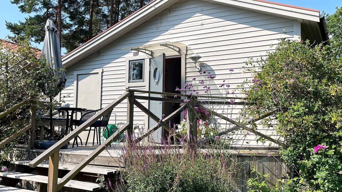 Falkvik House | 4 star holiday home in SÖLVESBORG