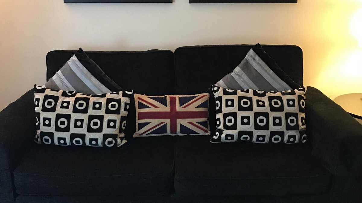 Pollokshields Apartment | 4 Star Sherbrooke One-Bedroom Apartment, Pollokshields, Glasgow - Quiet Location