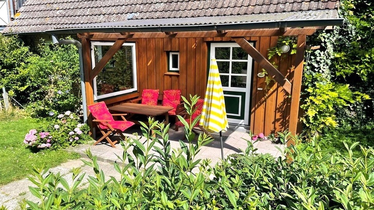 Kabelhorst Apartment | 4-star vacation apartment Rotdorn with covered terrace & garden