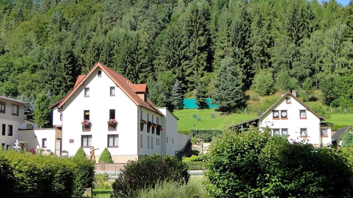 Gebersdorf Condo | 4-star vacation apartment "Sommerberg" incl. Schwarzatal guest card