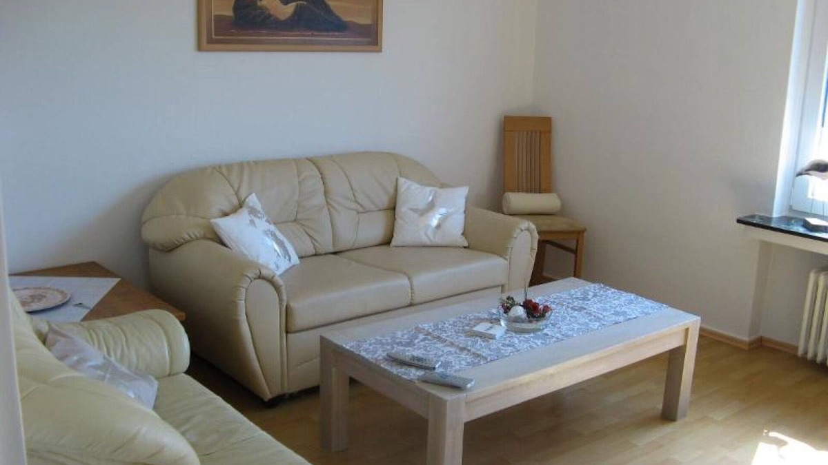 Bad Emstal Apartment | 4* Vacation apartment Prior with small balcony, garden and WLAN