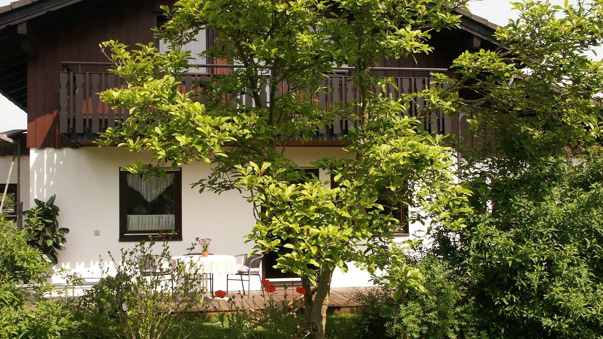 Edertal House | 4 * vacation home with terrace, unobstructed view, 3 bathrooms