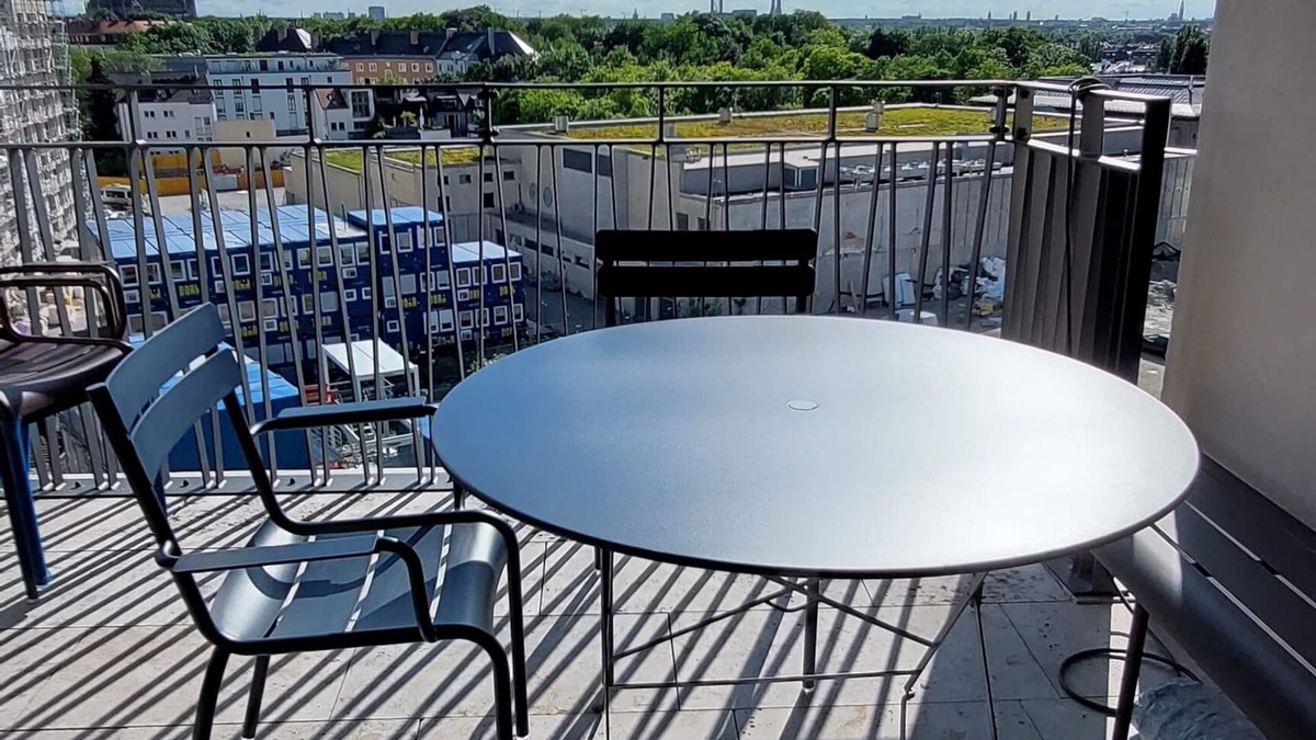 Obere Au Apartment | 4-zimmer Designerwohnung mit Blick Über die Dächer Münchens - R 84