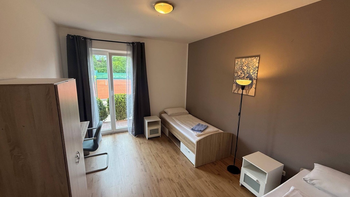 Munchen District Apartment | 4 Zimmer/room