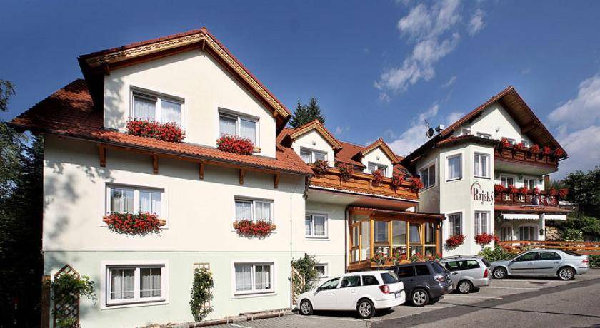 Cesky Krumlov Hotel | 40 m² Hotel ∙ 2 bedrooms ∙ 4 guests