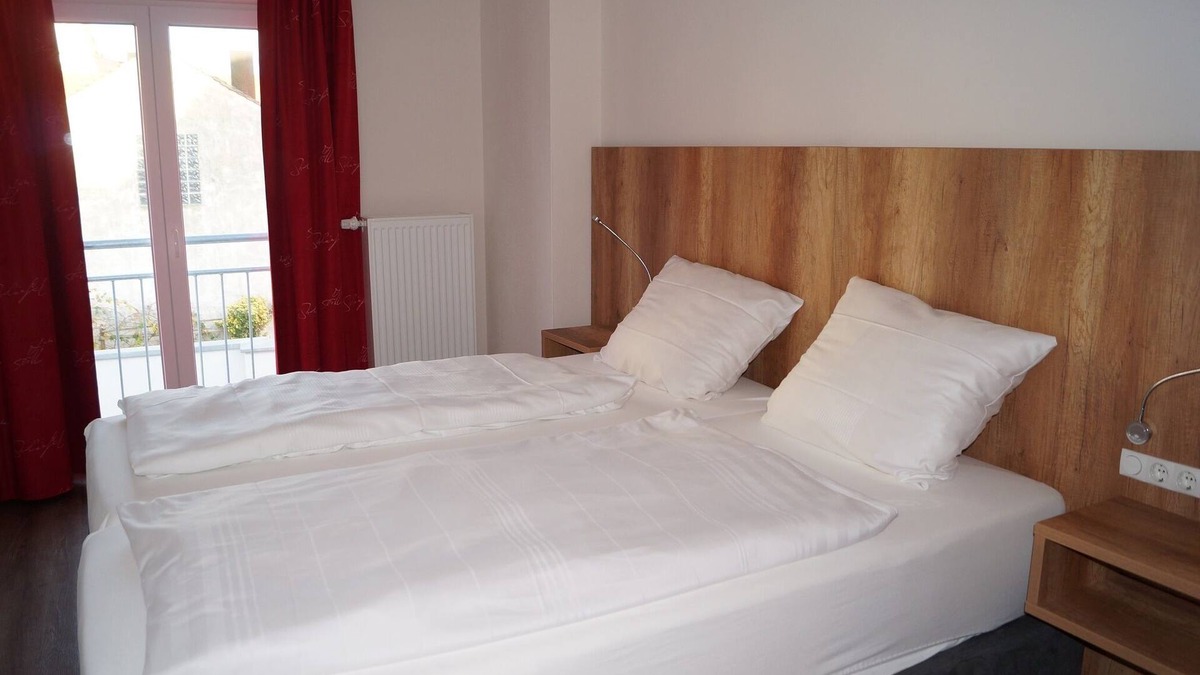 Bad Windsheim Apartment | 40 qm große Ferienwohnung mit Balkon und kostenfreien Wlan