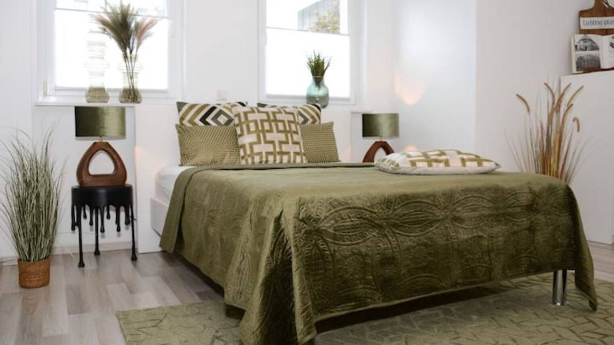 Cronenberg Apartment | 40 sqm feel-good apartment in the countryside with carefree package