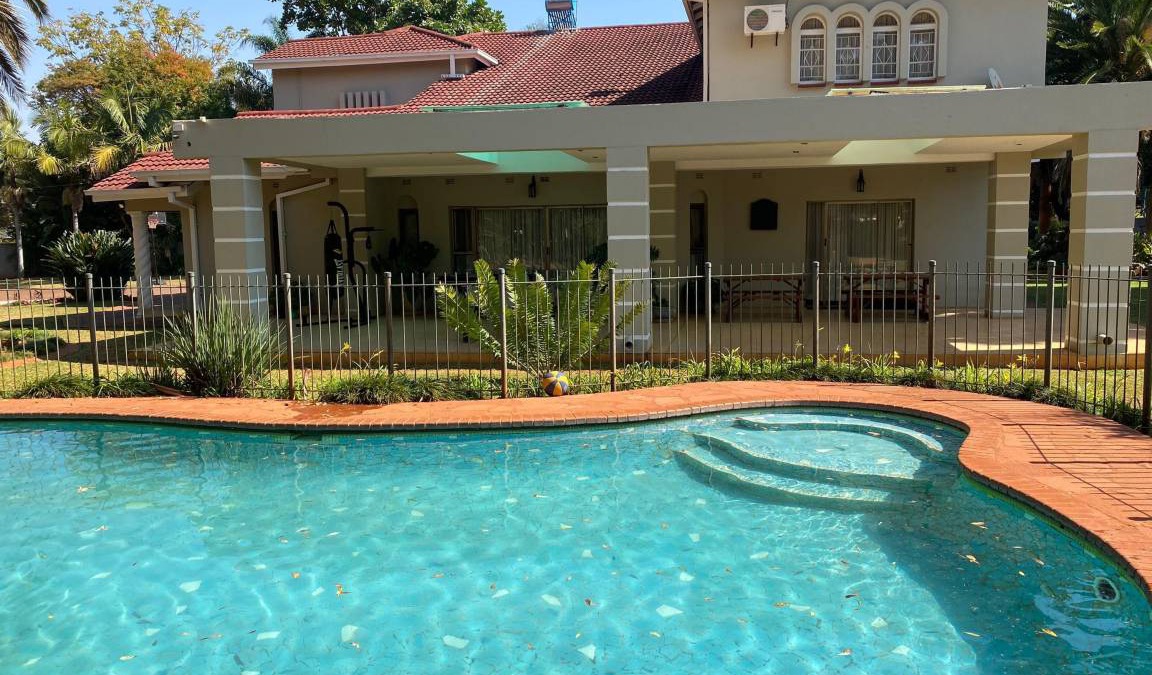 Harare East Apartment | 400 m² Apartment ∙ 4 bedrooms ∙ 16 guests
