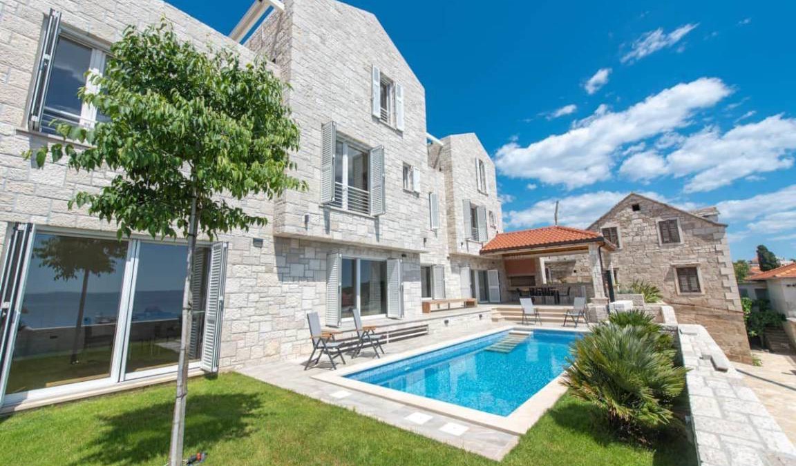 Sumartin House | 400 m² House ∙ 6 bedrooms ∙ 12 guests