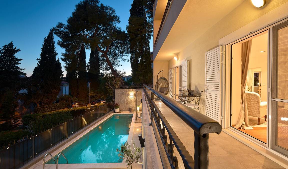Bacvice Villa | 400 m² Villa ∙ 5 bedrooms ∙ 10 guests