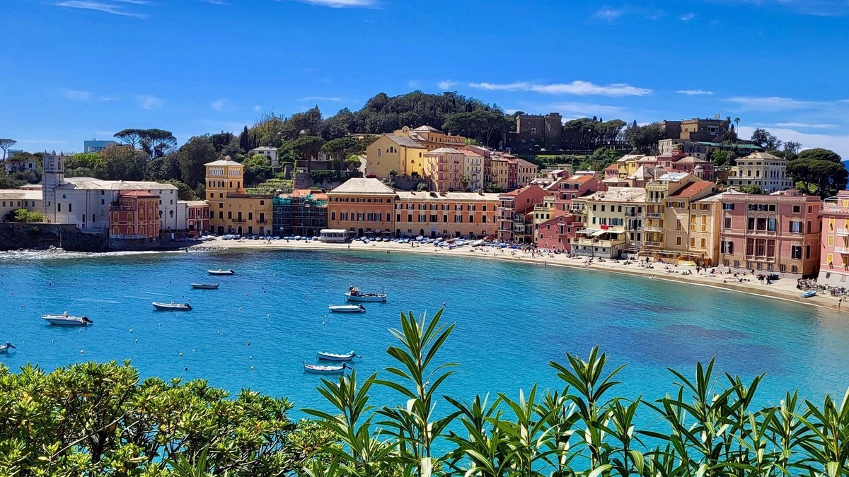 Chiavari Apartment | 400 meters from the sea, historic center, elegant apartment with every comfort!