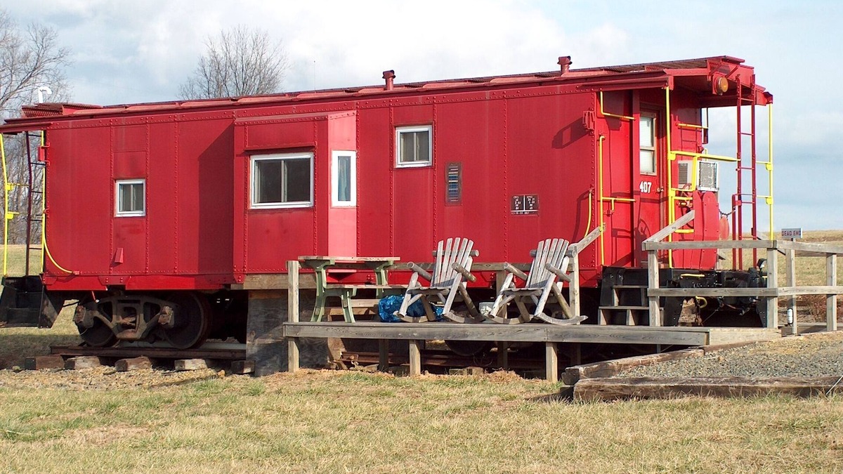 Fancy Gap Cabin | #407 - Authentic Railroad Cabooses And Depot Just Off The Blue Ridge Parkway