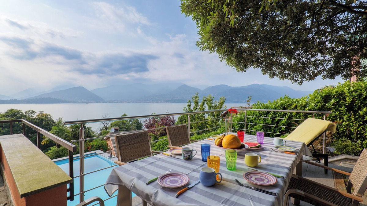 Cerro House | 4½-room semi-detached house with pool and air conditioning