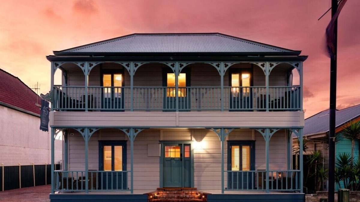Napier Bed & Breakfast | 415 Marine Parade
