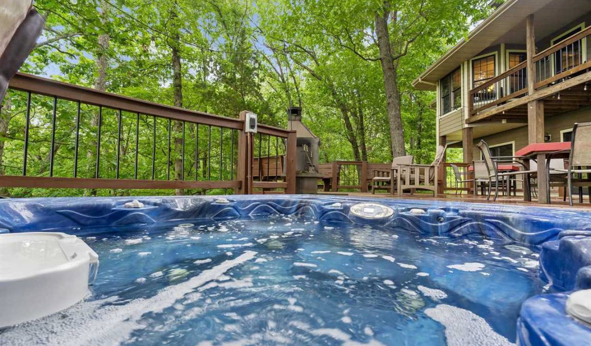 Blue Eye Cabin | 418 m² Lodge ∙ 6 bedrooms ∙ 16 guests