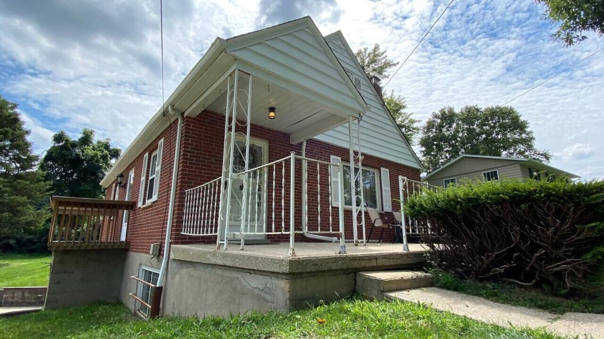 Sharonville House | 4185 Crystal View · Nikki's House