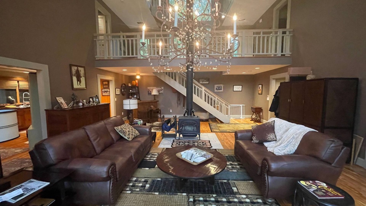 Croom House | 42 Acres of Serenity & Nature Just15 Miles To Annapolis
