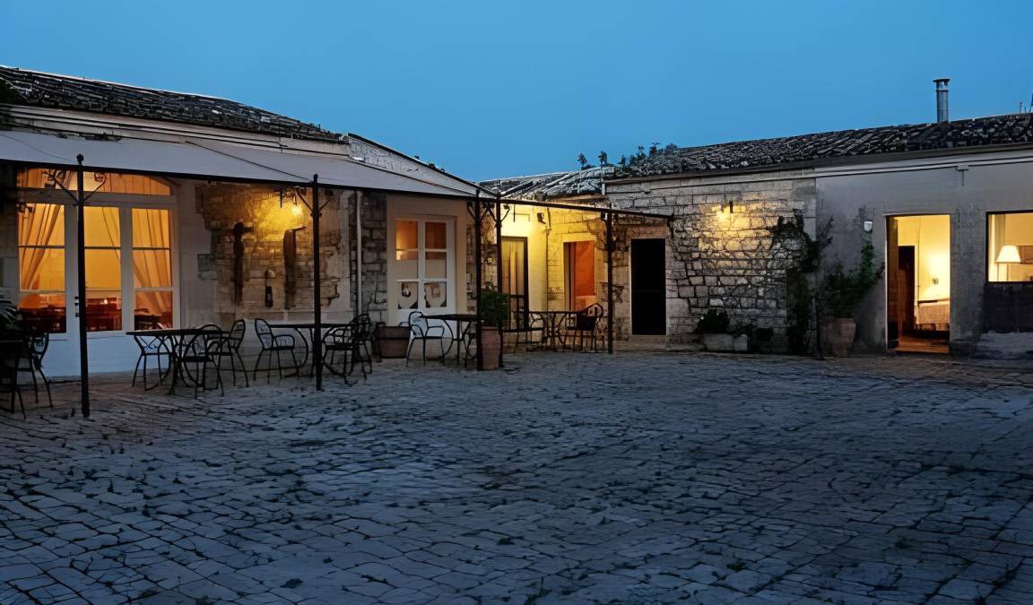Modica House | 43 m² Farmhouse ∙ 2 bedrooms ∙ 4 guests
