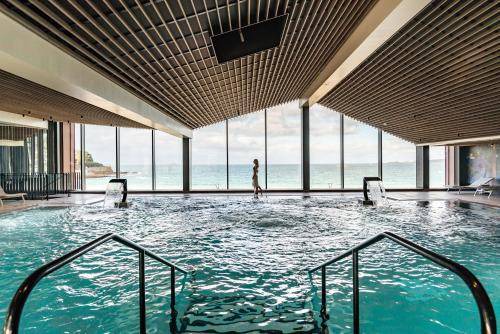 Perros-Guirec Hotel | 43 m² Hotel ∙ 5 guests