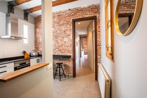 La Sagrada Familia Apartment | 43MAL1000-Nice&Bright 2BR flat next to Sagrada Familia