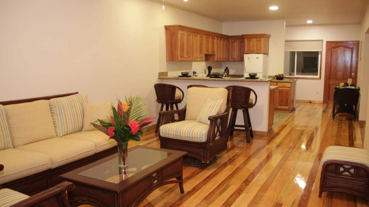 Isla de Utila Villa | #443- 2Bed 2 Bath Brand New Beauty!