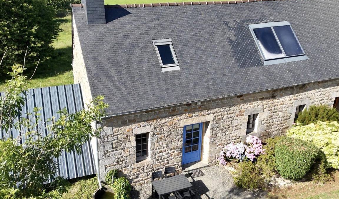Ploubezre House | 45 m² Gîte ∙ 2 bedrooms ∙ 4 guests