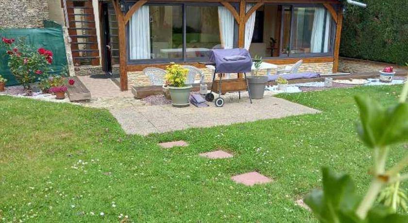 Saint-Martin-des-Marais House | 45 m² House ∙ 2 bedrooms ∙ 5 guests