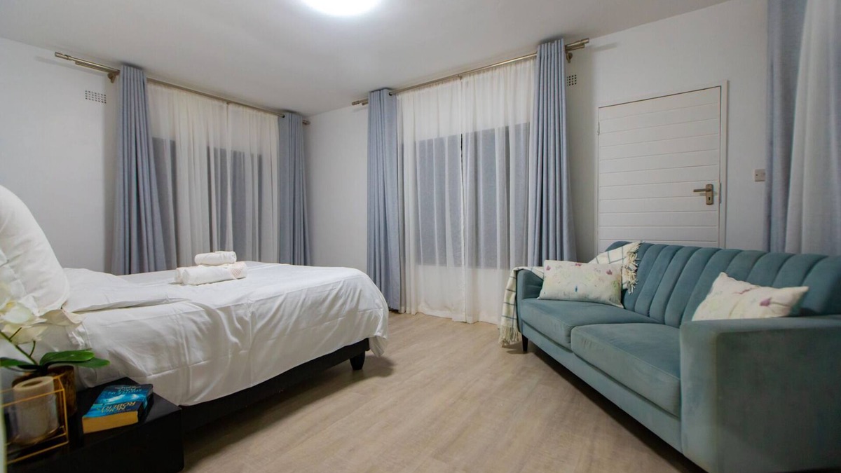 Bulawayo House | 456 Hopeville Escape - Spacious three-bedroomed home with modern finishings!