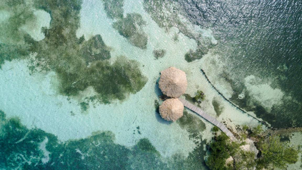 Thatch Caye Hotel | 46 m² Hotel ∙ 10 guests