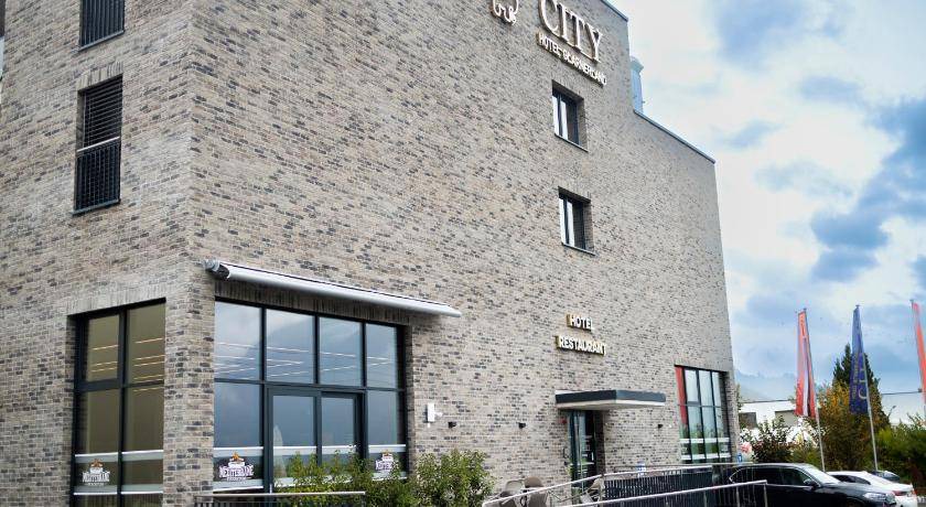 Glarus Nord Hotel | 46 m² Hotel ∙ 8 guests