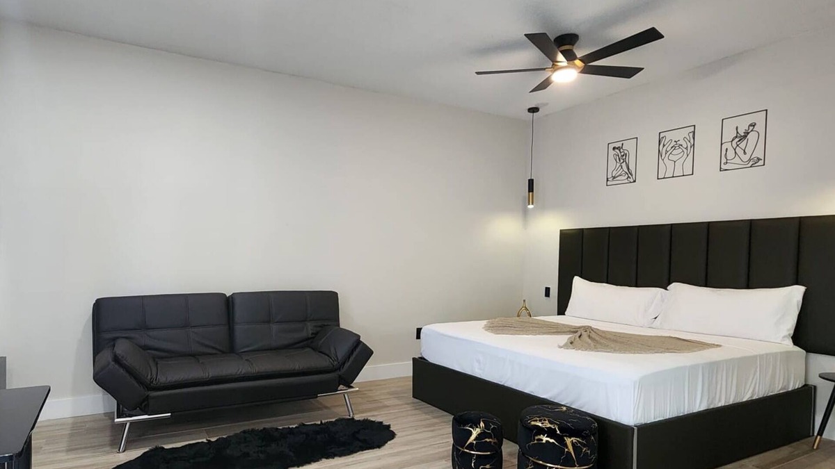 Town N County Park Apartment | #46 The Villa Rosas Suite Joyful Moments
