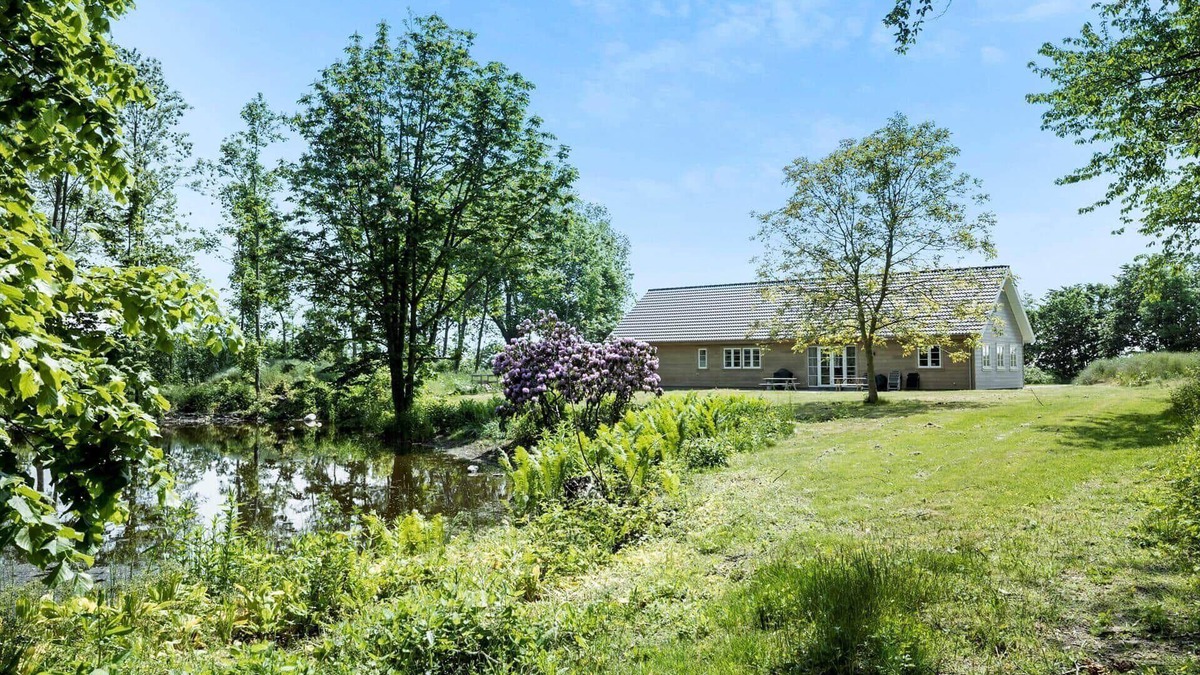 Akirkeby House | 4757 Aakirkeby - Sosevejen 23
