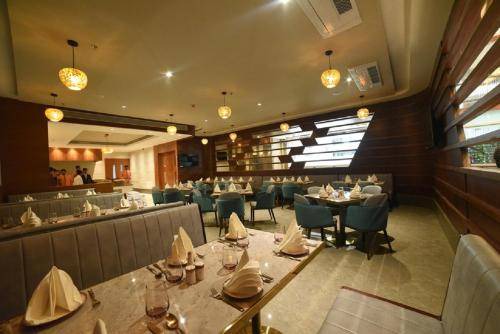 Raipur Hotel | 48 m² Hotel ∙ 4 guests
